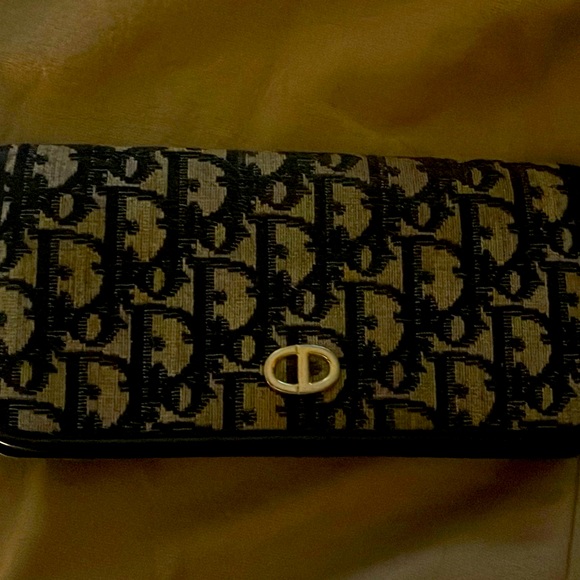 Christian Dior Pouch - Picture 2 of 4